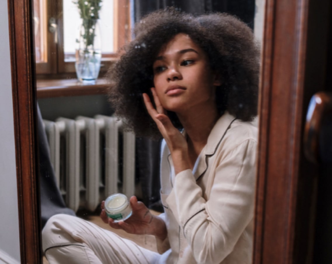 L’Acide hyaluronique et la peau : votre meilleur allié anti-âge