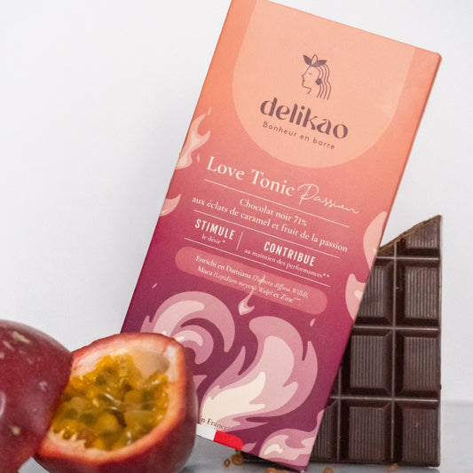 love tonic passion est un chocolat noir aux éclats de caramel et de  fruit de la passion avec des proriétés aphrodisiaques